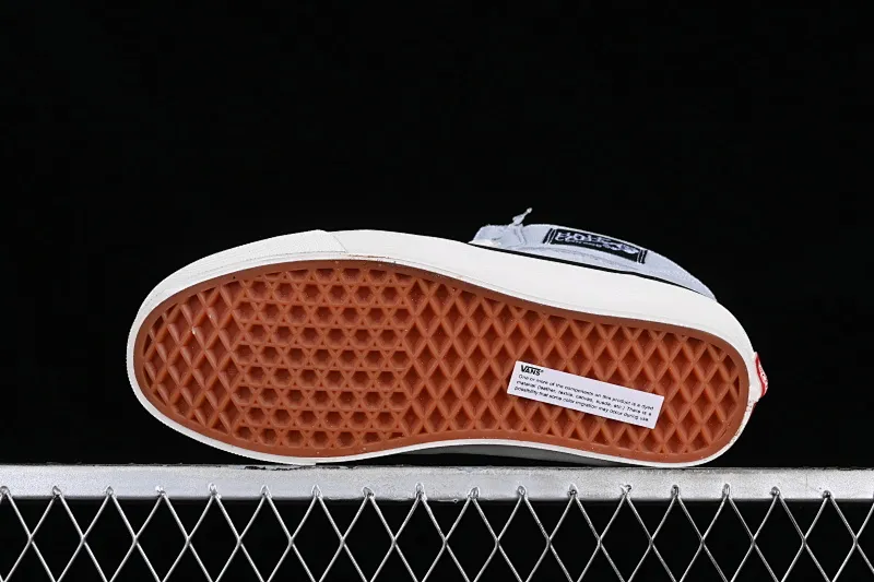 All categories Vans Vans series Vans Mid Vans China Vans Half Cab 33 DX Anaheim series Gray retro casual skate shoes VN0A5KX68EI
